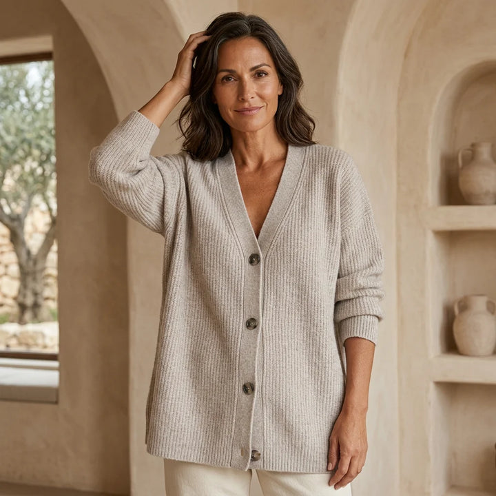 Cardigan – Cozy Comfort for Effortless Winter Layering