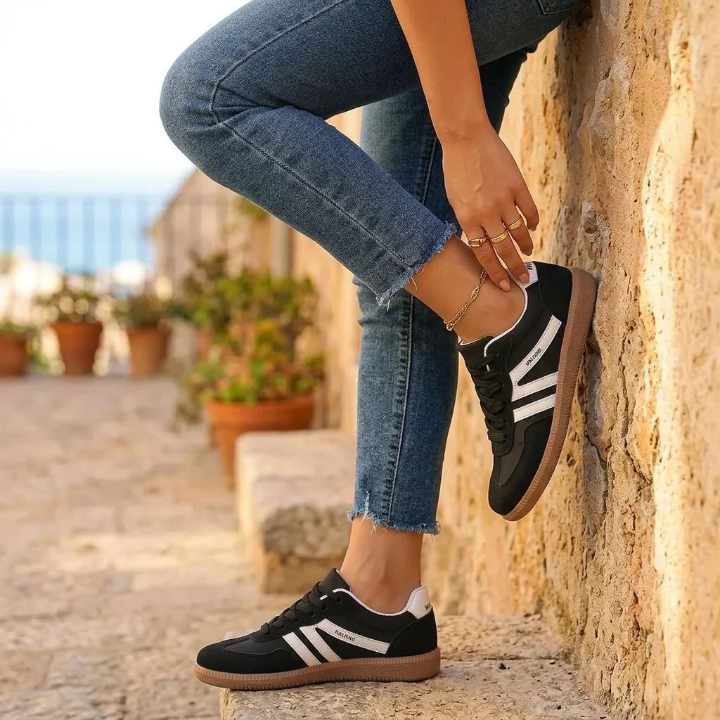 Deliza - Orthopaedic Comfort Trainers