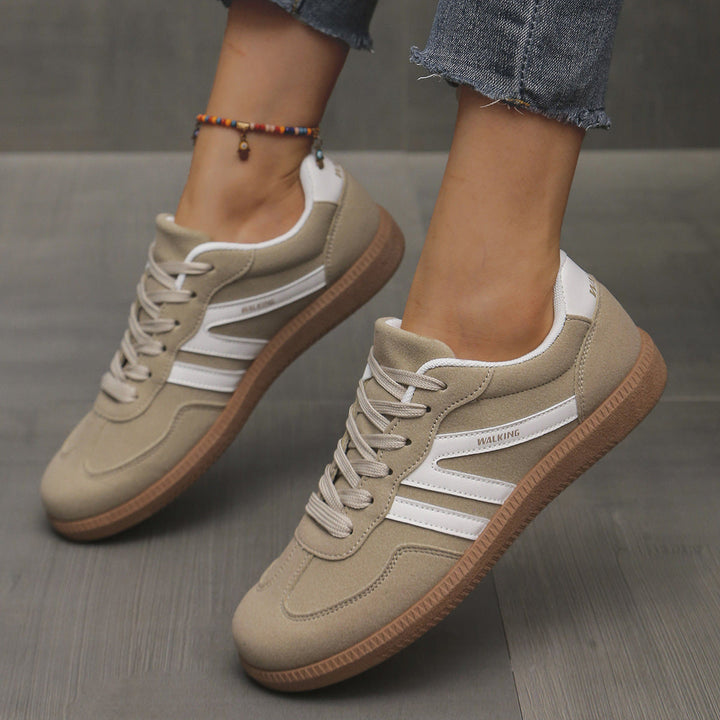 Deliza - Comfort Trainers
