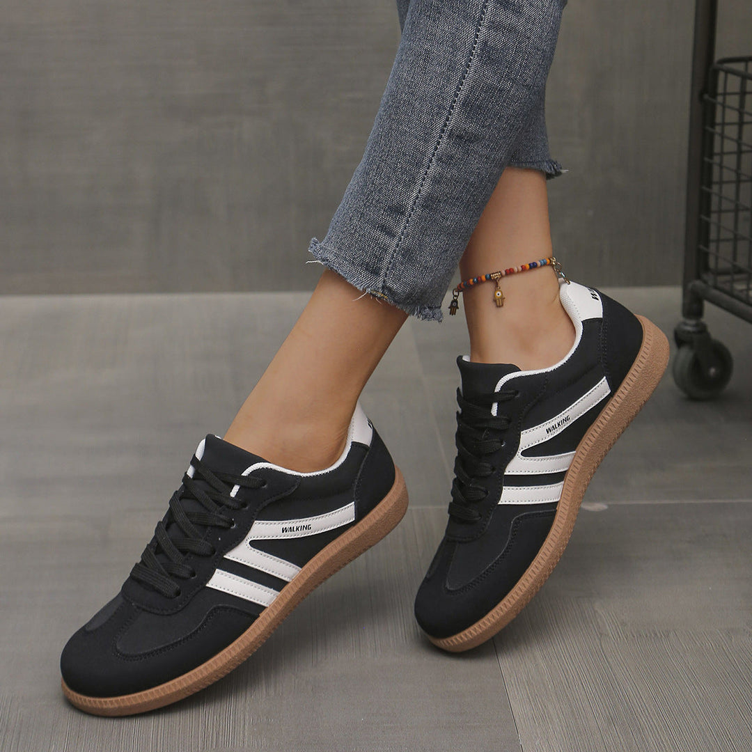Deliza - Comfort Trainers