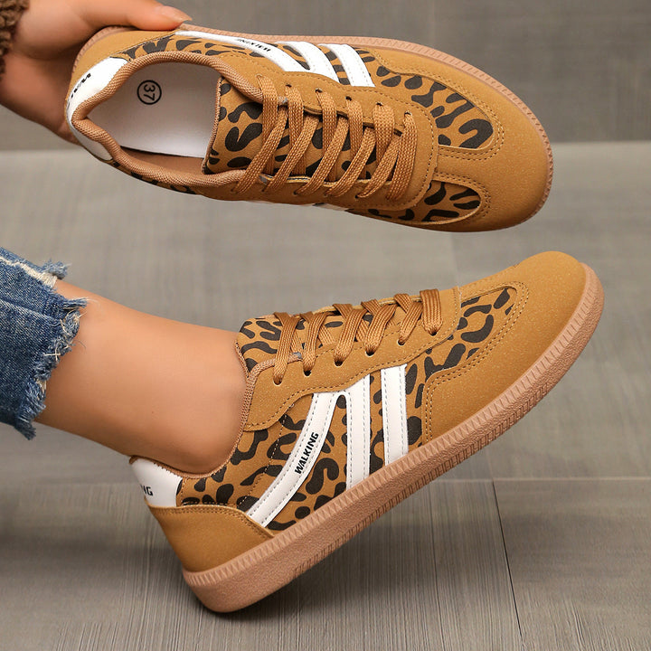 Deliza - Comfort Trainers